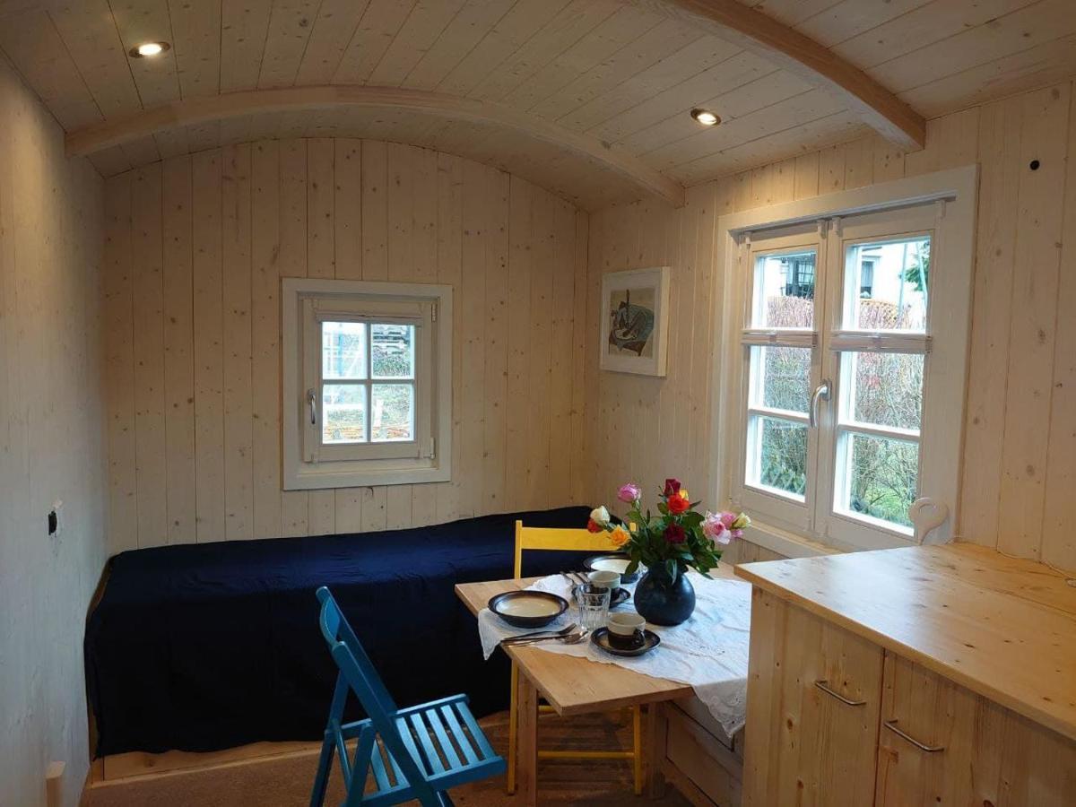 Gemuetliche Gaestezimmer In Einem Neu Sanierten Fachwerkhaus ザクセンハイム エクステリア 写真