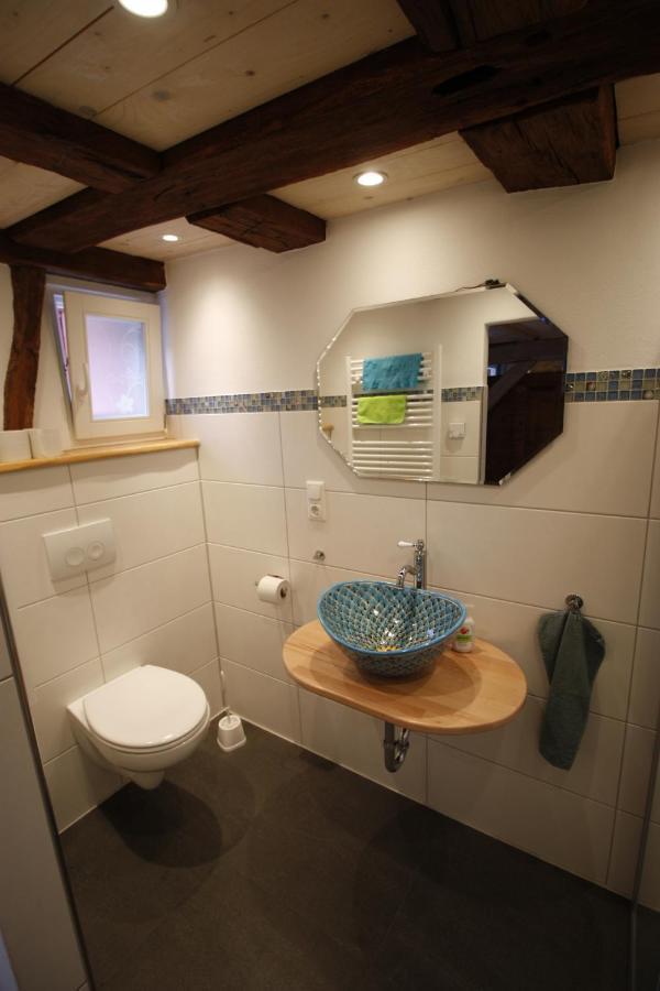 Gemuetliche Gaestezimmer In Einem Neu Sanierten Fachwerkhaus ザクセンハイム エクステリア 写真