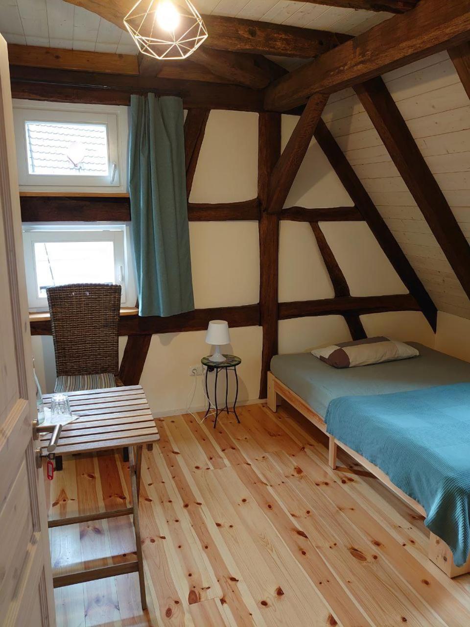 Gemuetliche Gaestezimmer In Einem Neu Sanierten Fachwerkhaus ザクセンハイム エクステリア 写真